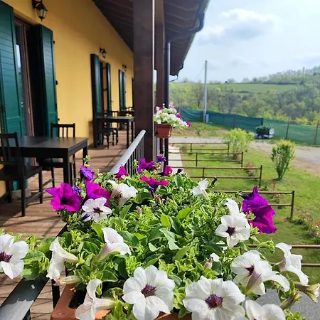 Casale Del Valla Agri Naturista B&B